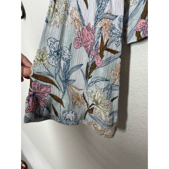 Melrose and Market Blue Floral Blouse Bell Sleeve Cropped Top Small Viscose boho - Picture 4 of 5